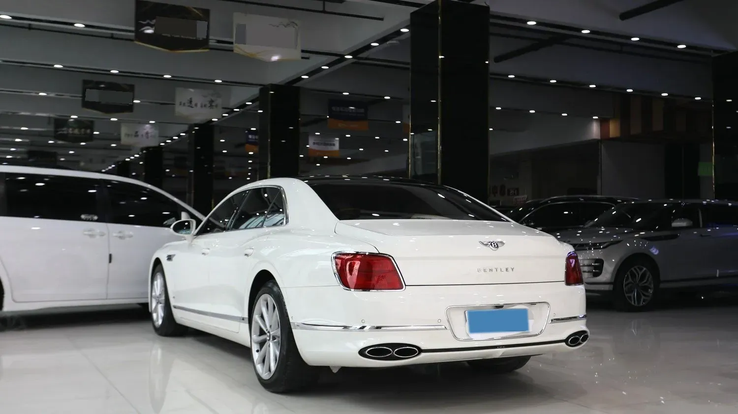 2021 Bentley Flying Spur 4.0T 550HP V8 8DCT,autocango,china used car exporter,china ev exporter,chinese used car exporter,chinese used ev exporter