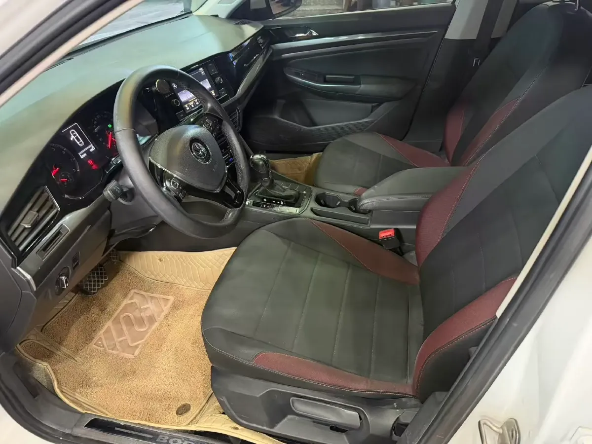 2019 Bestune T77 1.2T 143HP L4 7DCT,autocango,china used car exporter,china ev exporter,chinese used car exporter,chinese used ev exporter