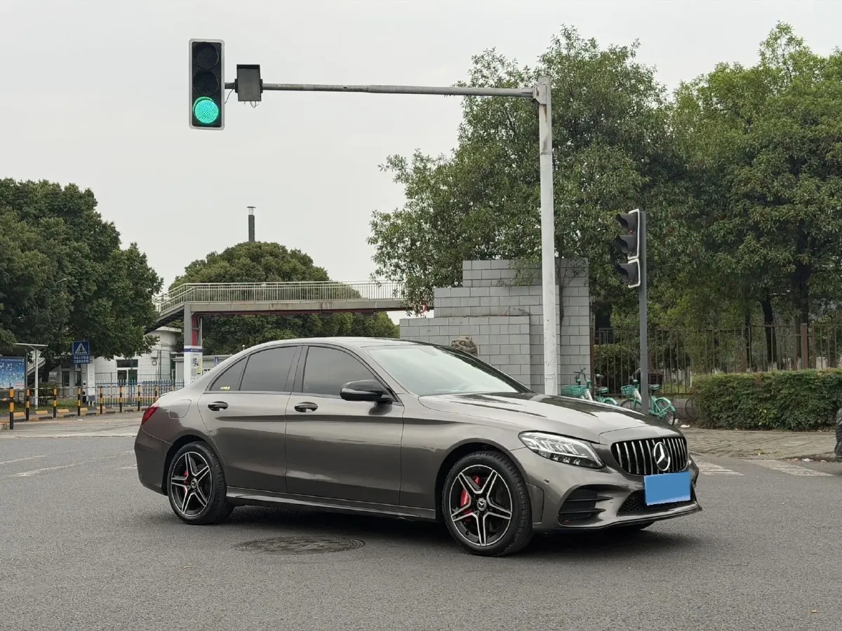 2021 Mercedes-Benz C Class 1.5T 184HP L4 9AT,autocango,china used car exporter,china ev exporter,chinese used car exporter,chinese used ev exporter