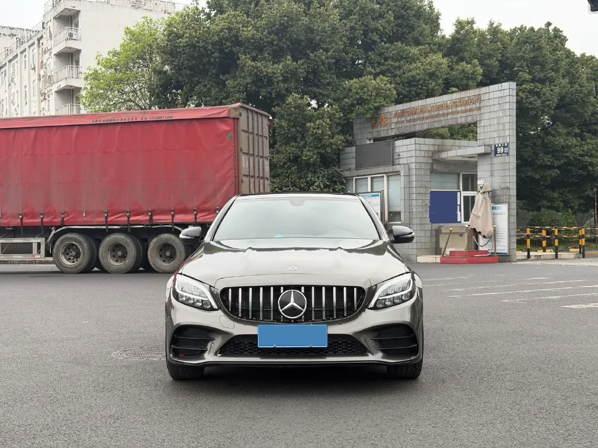 2021 Mercedes-Benz C Class 1.5T 184HP L4 9AT,autocango,china used car exporter,china ev exporter,chinese used car exporter,chinese used ev exporter