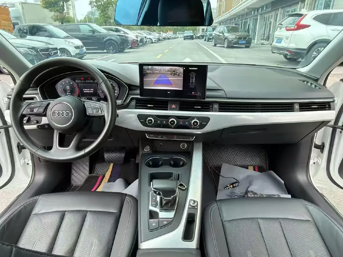 2020 Audi A4L 2.0T 190HP L4 7DCT,autocango,china used car exporter,china ev exporter,chinese used car exporter,chinese used ev exporter