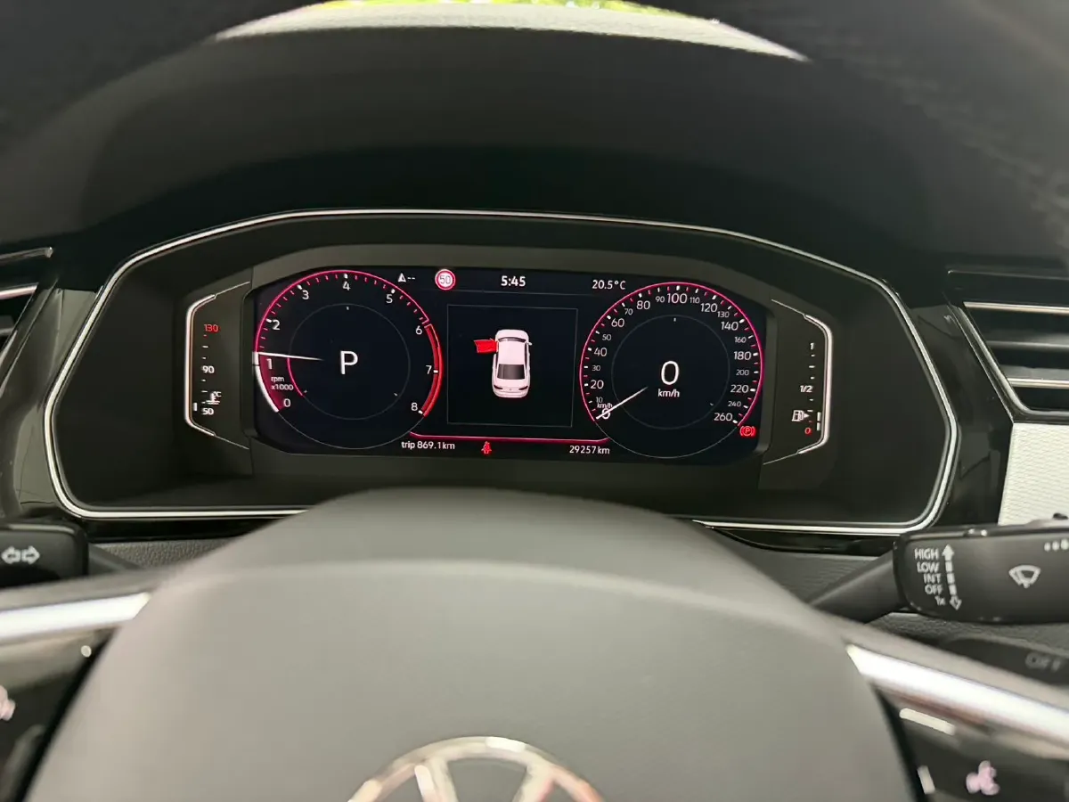 2023 Volkswagen Magotan 2.0T 186HP L4 7DCT,autocango,china used car exporter,china ev exporter,chinese used car exporter,chinese used ev exporter