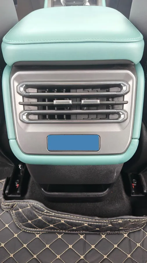 2025 Jetour Freeman 2.0T 254HP L4 8AT,autocango,china used car exporter,china ev exporter,chinese used car exporter,chinese used ev exporter