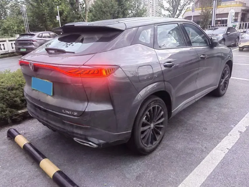 2024 ChangAn UNI-Z 1.5L 98HP L4 E-CVT PHEV 18.4KWH,autocango,china used car exporter,china ev exporter,chinese used car exporter,chinese used ev exporter