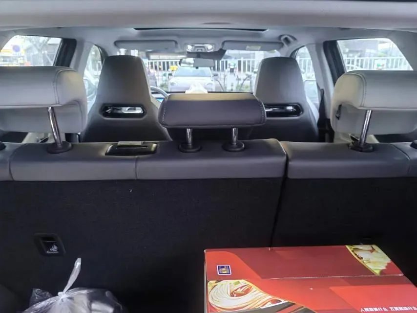 2024 ChangAn UNI-Z 1.5L 98HP L4 E-CVT PHEV 18.4KWH,autocango,china used car exporter,china ev exporter,chinese used car exporter,chinese used ev exporter