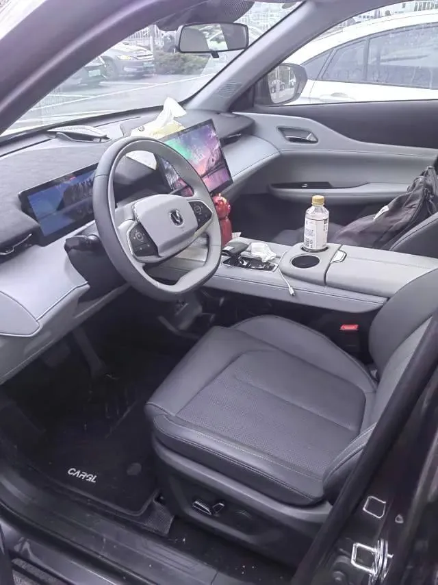 2024 ChangAn UNI-Z 1.5L 98HP L4 E-CVT PHEV 18.4KWH,autocango,china used car exporter,china ev exporter,chinese used car exporter,chinese used ev exporter