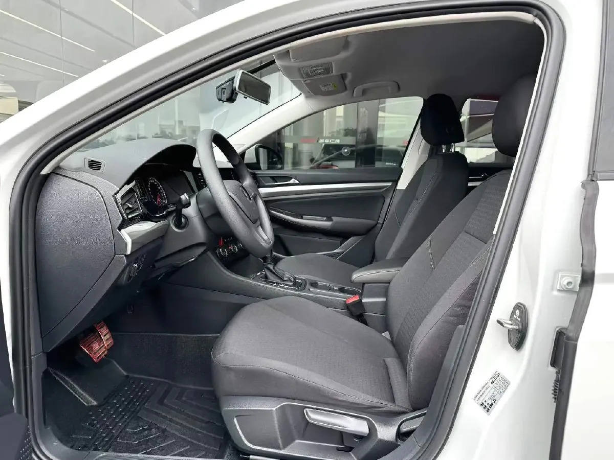 2021 Volkswagen Bora 1.5L 113HP L4 6AT,autocango,china used car exporter,china ev exporter,chinese used car exporter,chinese used ev exporter