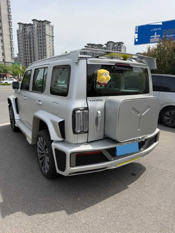 2021 Cyberspace 300 2.0T 227HP L4 8AT,autocango,china used car exporter,china ev exporter,chinese used car exporter,chinese used ev exporter