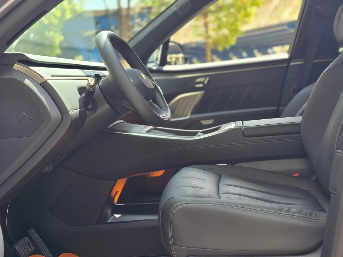 2025 ONVO L90 BEV,autocango,china used car exporter,china ev exporter,chinese used car exporter,chinese used ev exporter