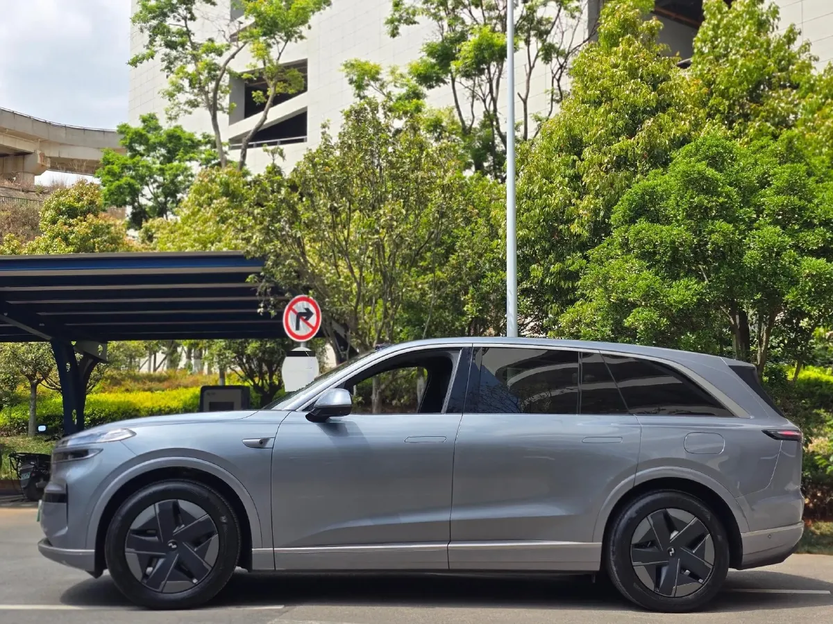 2025 ONVO L90 BEV,autocango,china used car exporter,china ev exporter,chinese used car exporter,chinese used ev exporter