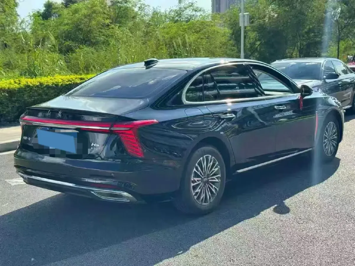 2025 HongQi H5 1.5T 169HP L4 7DCT,autocango,china used car exporter,china ev exporter,chinese used car exporter,chinese used ev exporter