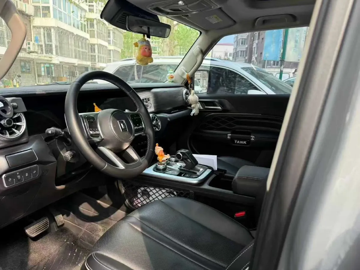 2023 Tank 300 2.0T 227HP L4 8AT,autocango,china used car exporter,china ev exporter,chinese used car exporter,chinese used ev exporter