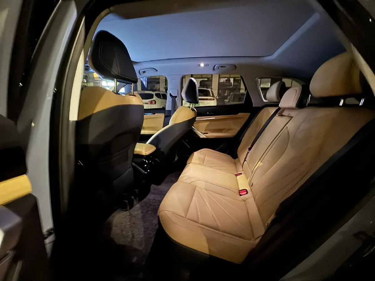 2023 Geely StarRay 1.5T 181HP L4 7DCT,autocango,china used car exporter,china ev exporter,chinese used car exporter,chinese used ev exporter