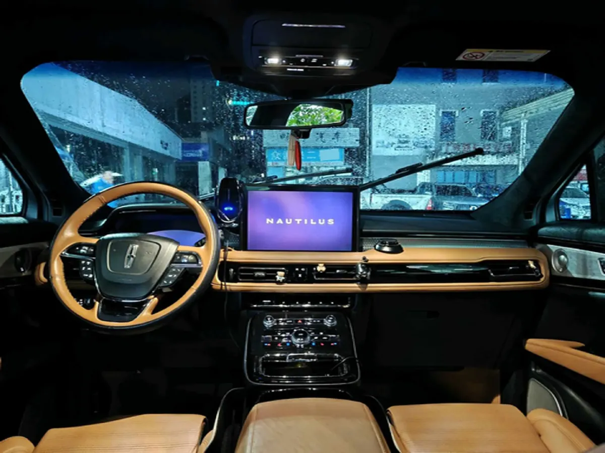 2021 Lincoln Nautilus 2.7T 322HP V6 8AT,autocango,china used car exporter,china ev exporter,chinese used car exporter,chinese used ev exporter