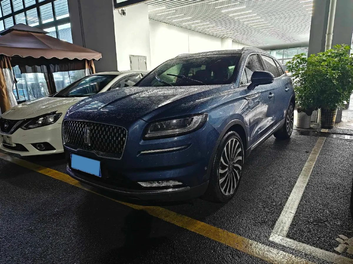 2021 Lincoln Nautilus 2.7T 322HP V6 8AT,autocango,china used car exporter,china ev exporter,chinese used car exporter,chinese used ev exporter