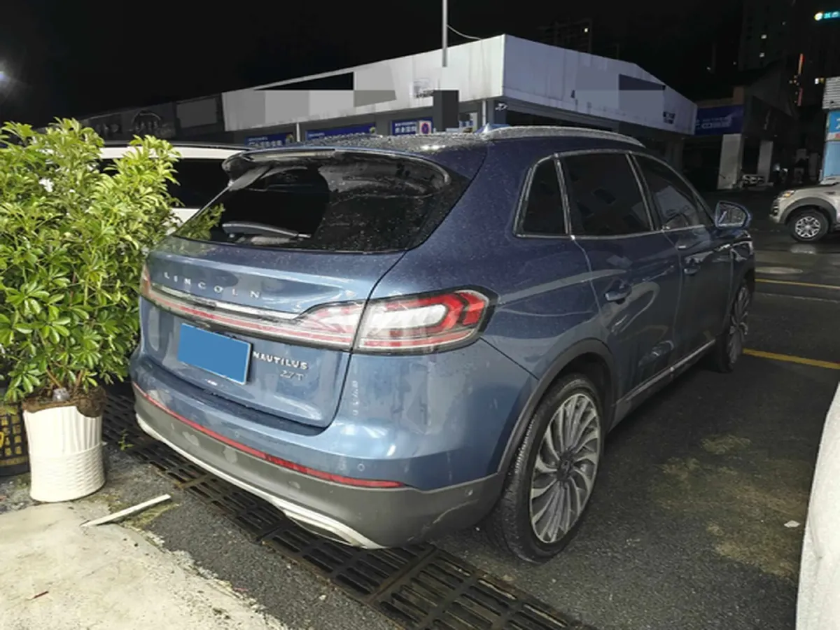 2021 Lincoln Nautilus 2.7T 322HP V6 8AT,autocango,china used car exporter,china ev exporter,chinese used car exporter,chinese used ev exporter