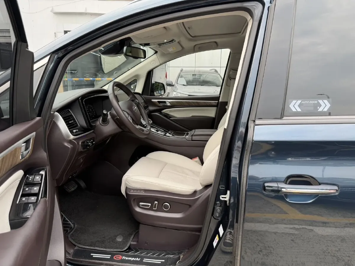 2021 GAC Trumpchi M8 2.0T 252HP L4 8AT,autocango,china used car exporter,china ev exporter,chinese used car exporter,chinese used ev exporter