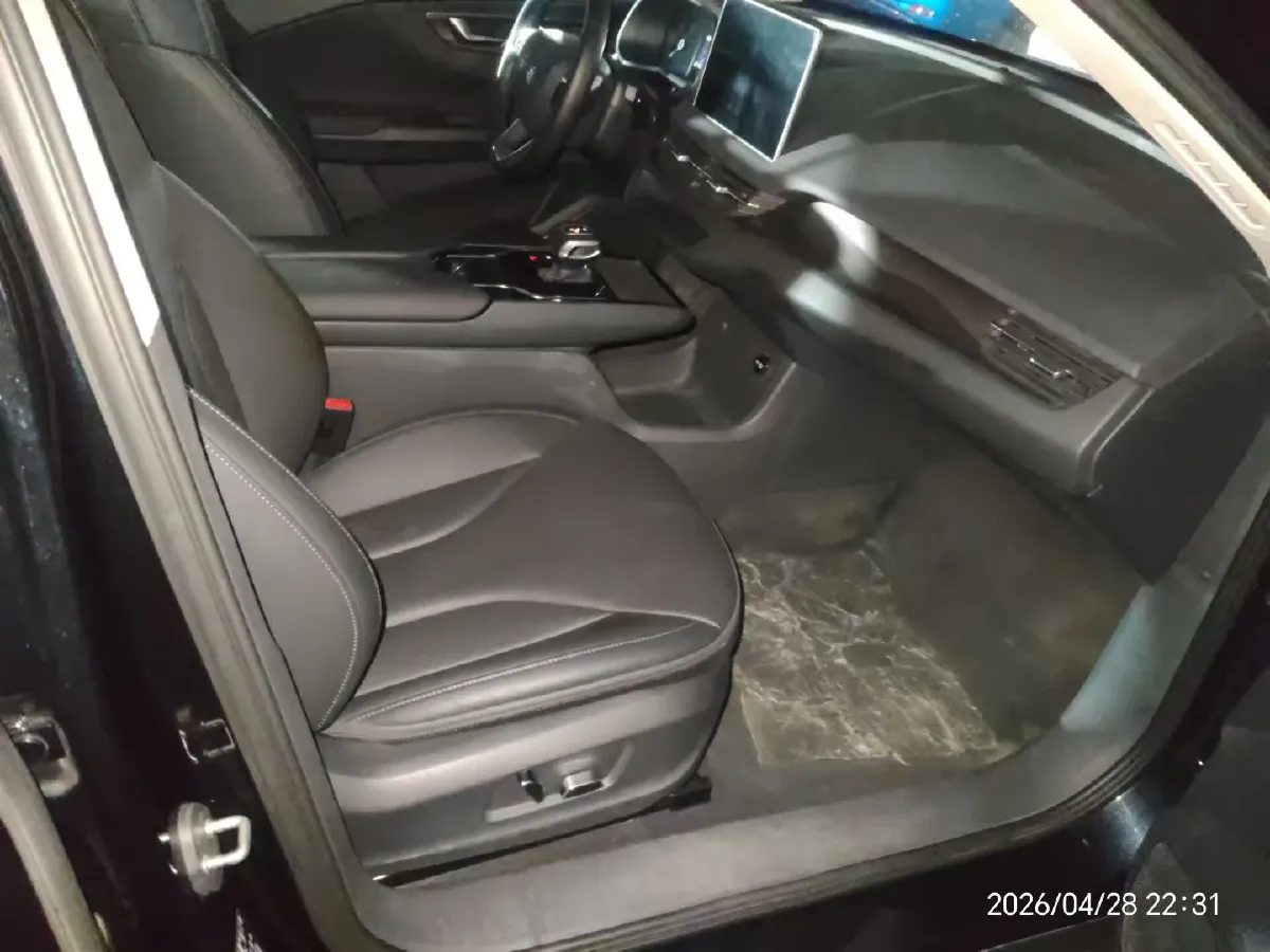 2021 HongQi E-QM5 BEV 54KWH,autocango,china used car exporter,china ev exporter,chinese used car exporter,chinese used ev exporter