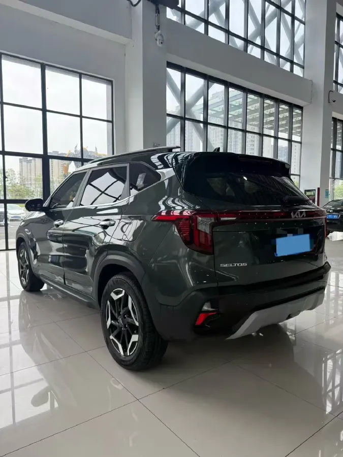 2023 Kia Seltos 1.5L 115HP L4 CVT,autocango,china used car exporter,china ev exporter,chinese used car exporter,chinese used ev exporter