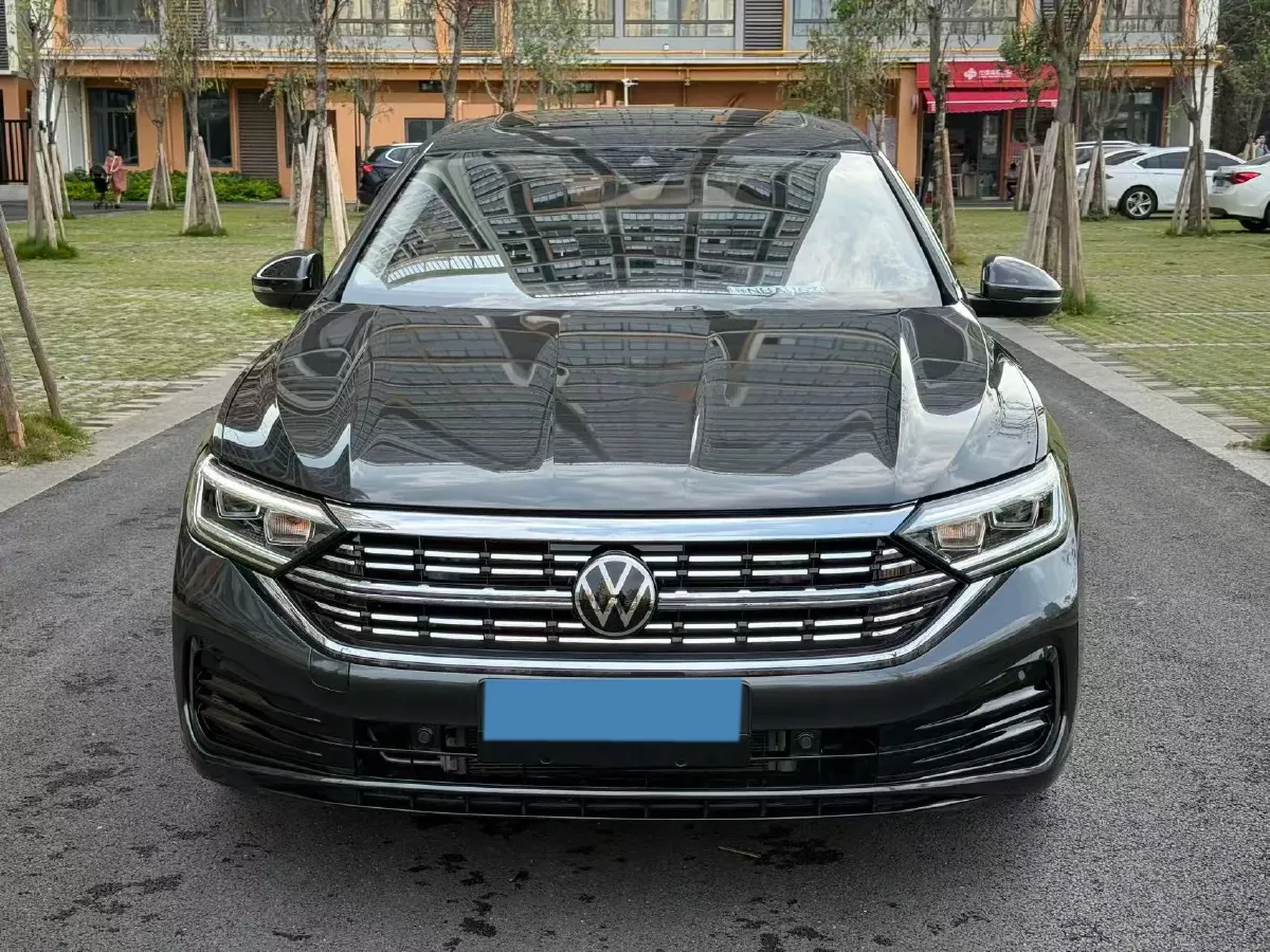 2023 Volkswagen Sagitar 1.5T 160HP L4 7DCT,autocango,china used car exporter,china ev exporter,chinese used car exporter,chinese used ev exporter