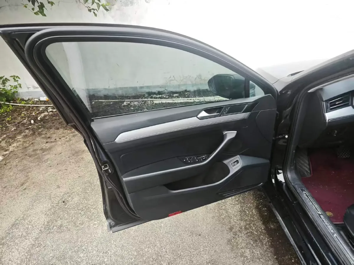 2019 Citroen C6 1.6T 170HP L4 6AT,autocango,china used car exporter,china ev exporter,chinese used car exporter,chinese used ev exporter