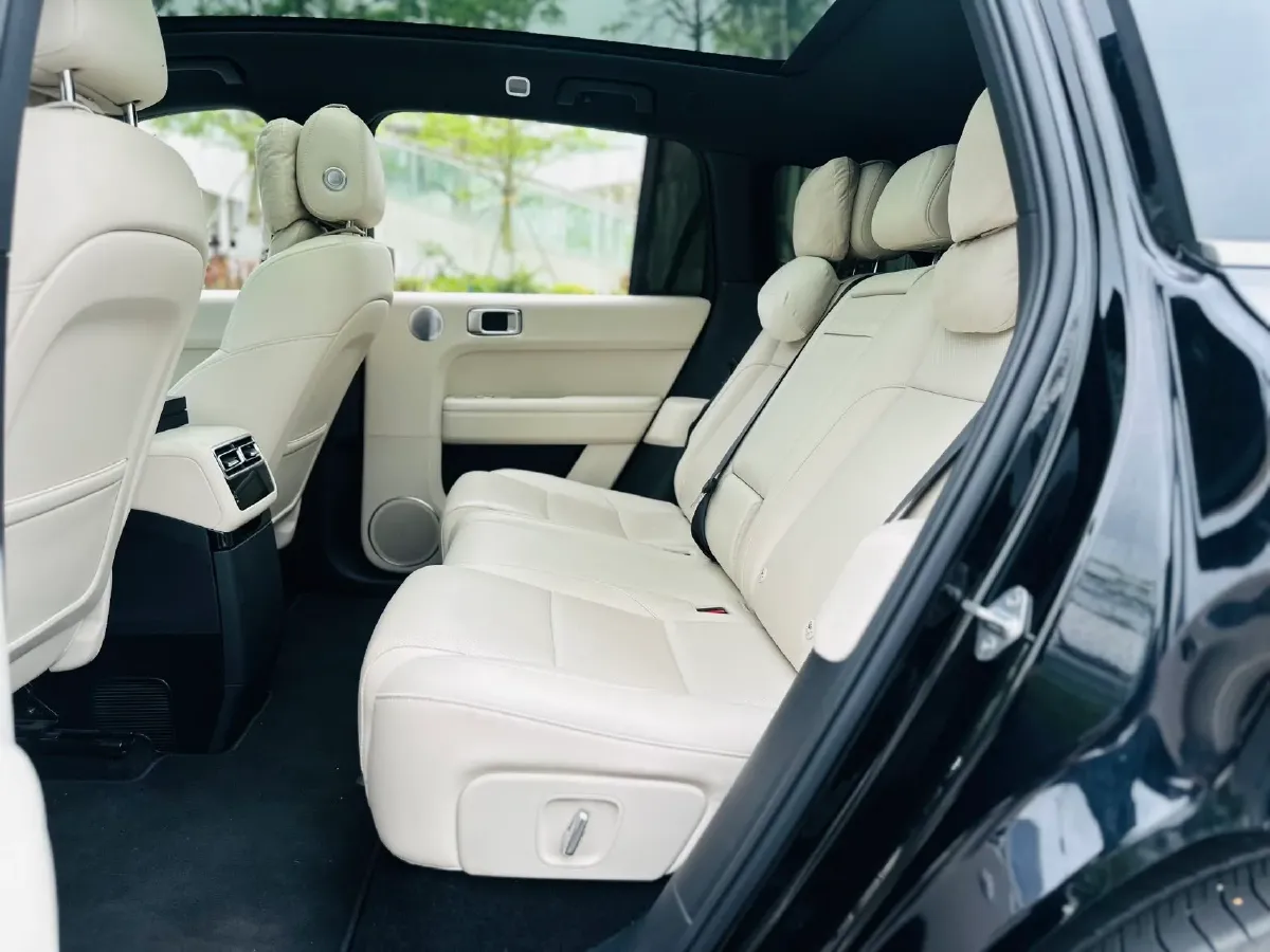 2024 Li L6 Range Extended 154HP L4 REEV 36.8KWH,autocango,china used car exporter,china ev exporter,chinese used car exporter,chinese used ev exporter