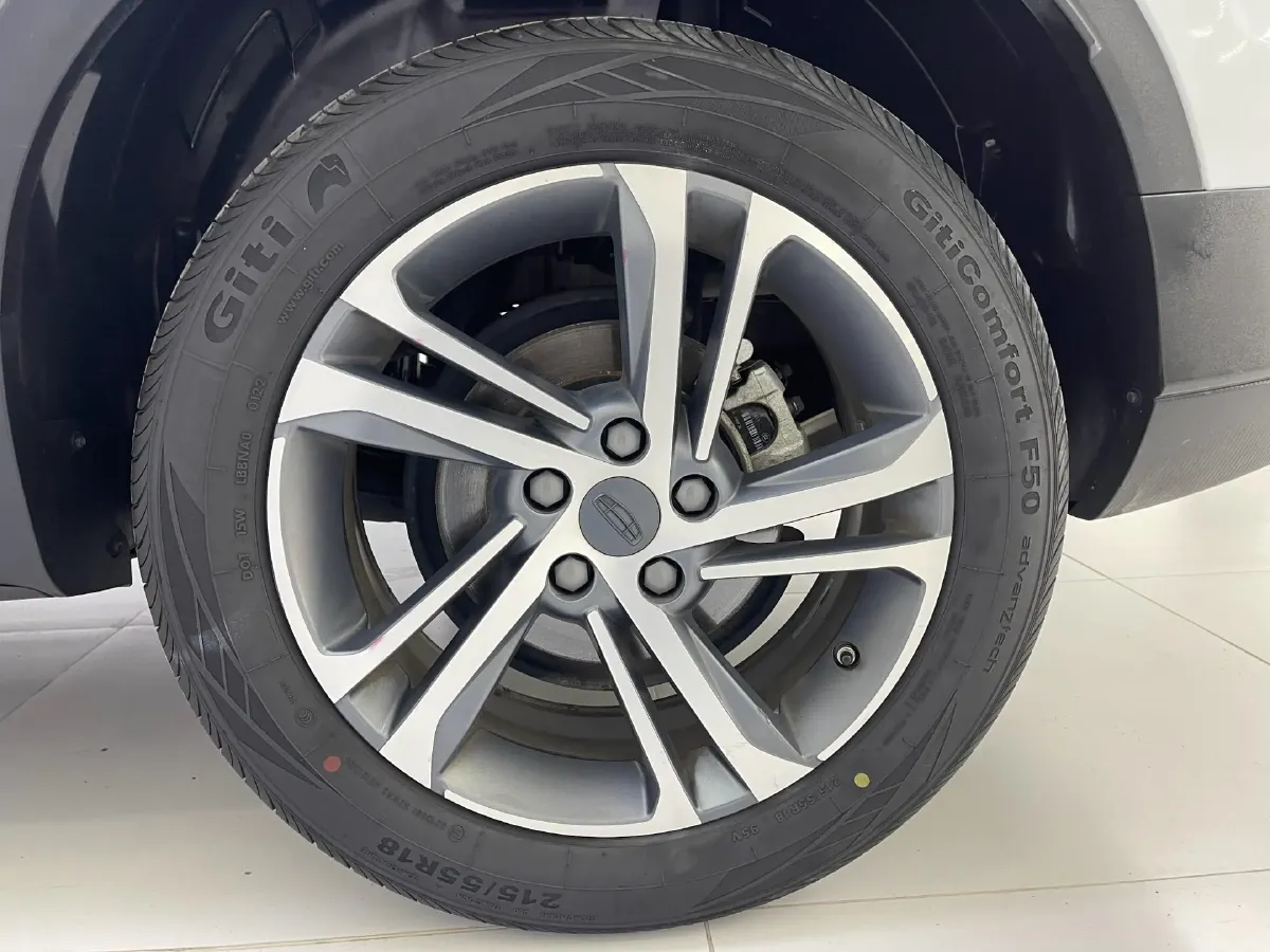 2021 Geely Coolray 1.4T 141HP L4 6DCT,autocango,china used car exporter,china ev exporter,chinese used car exporter,chinese used ev exporter