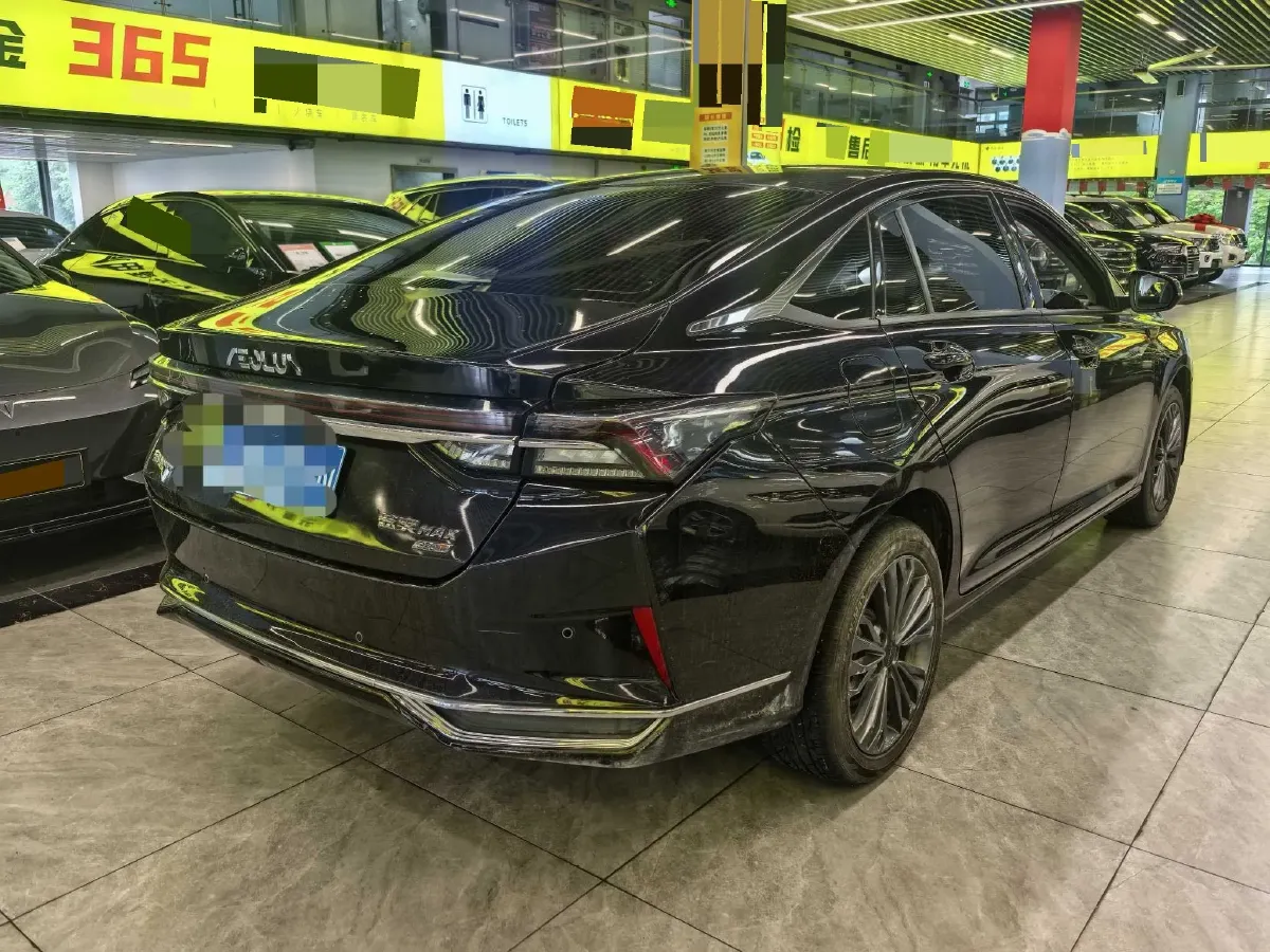 2023 DongFeng Aeolus YiXuan MAX 1.5T 190HP L4 7DCT,autocango,china used car exporter,china ev exporter,chinese used car exporter,chinese used ev exporter