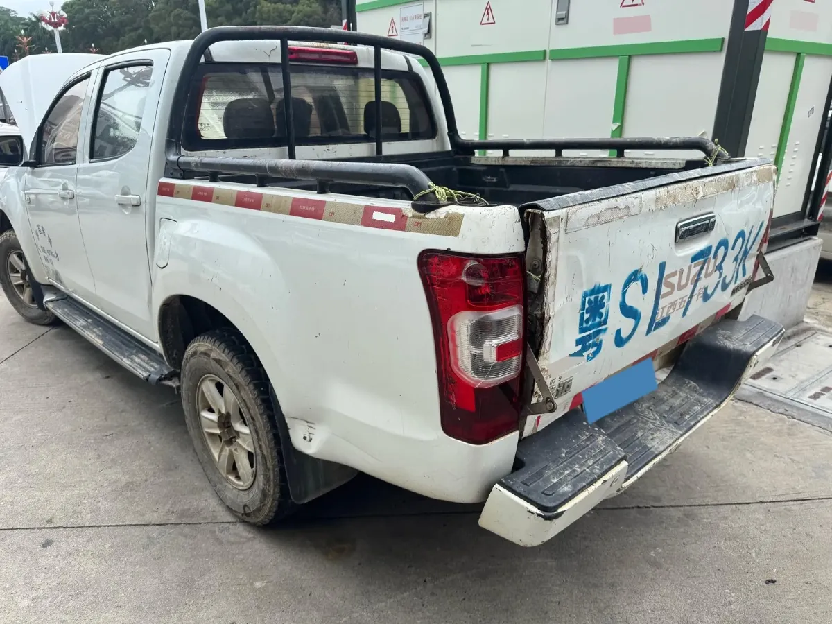 2018 Isuzu Taga 3.0T 131HP L4 5MT,autocango,china used car exporter,china ev exporter,chinese used car exporter,chinese used ev exporter