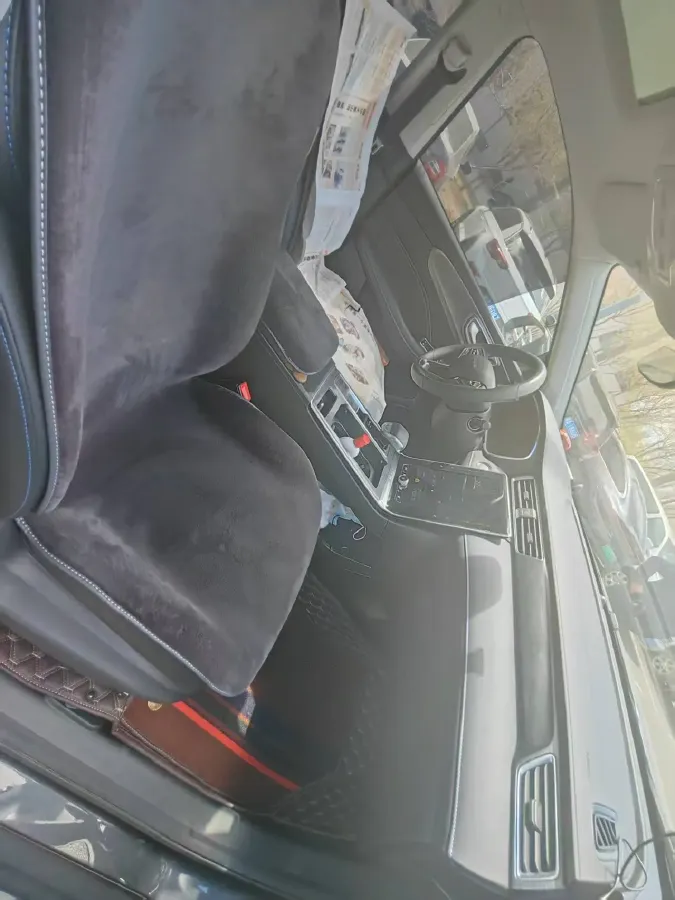 2023 Roewe RX5 1.5T 181HP L4 7DCT,autocango,china used car exporter,china ev exporter,chinese used car exporter,chinese used ev exporter