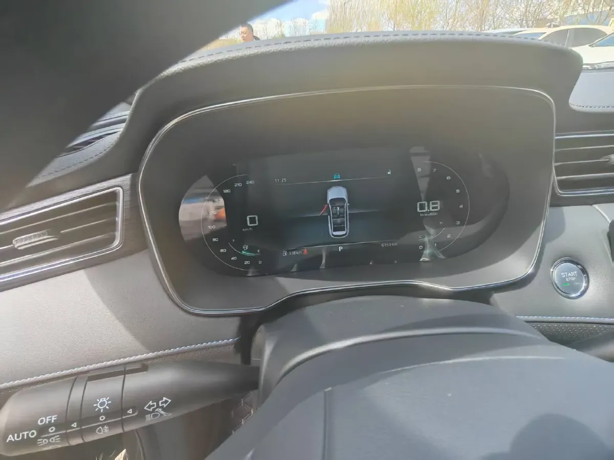 2023 Roewe RX5 1.5T 181HP L4 7DCT,autocango,china used car exporter,china ev exporter,chinese used car exporter,chinese used ev exporter