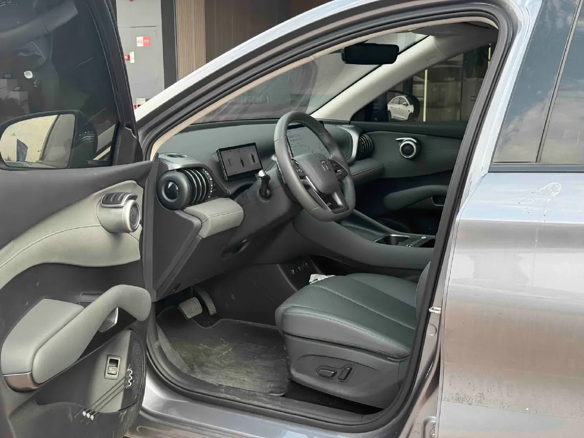 2025 BYD Yuan Plus BEV 60.48KWH,autocango,china used car exporter,china ev exporter,chinese used car exporter,chinese used ev exporter