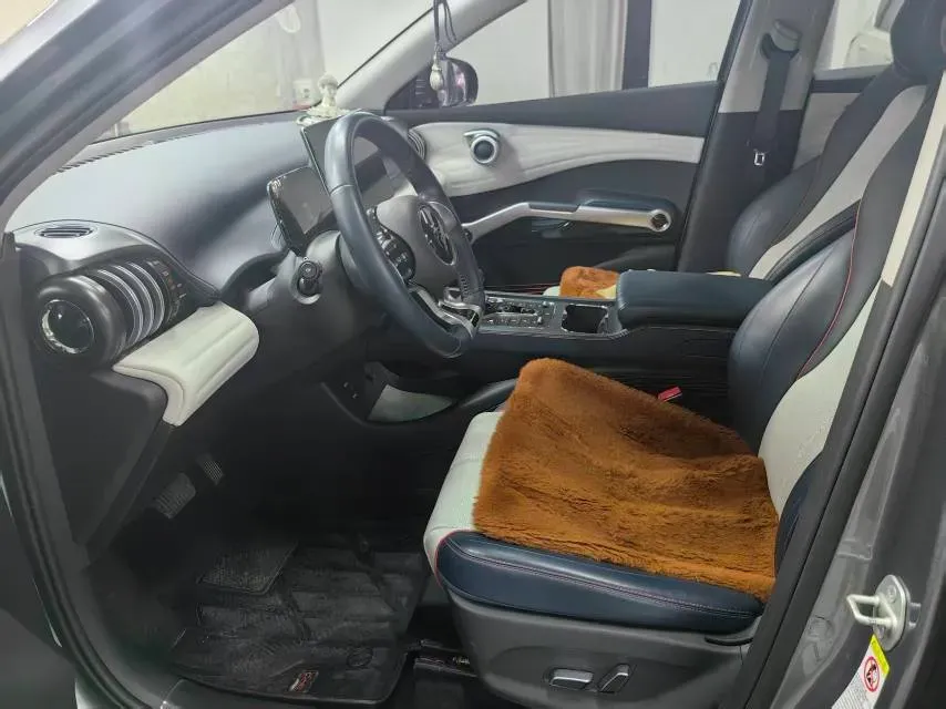 2022 Hycan Z03 BEV 64.23KWH,autocango,china used car exporter,china ev exporter,chinese used car exporter,chinese used ev exporter