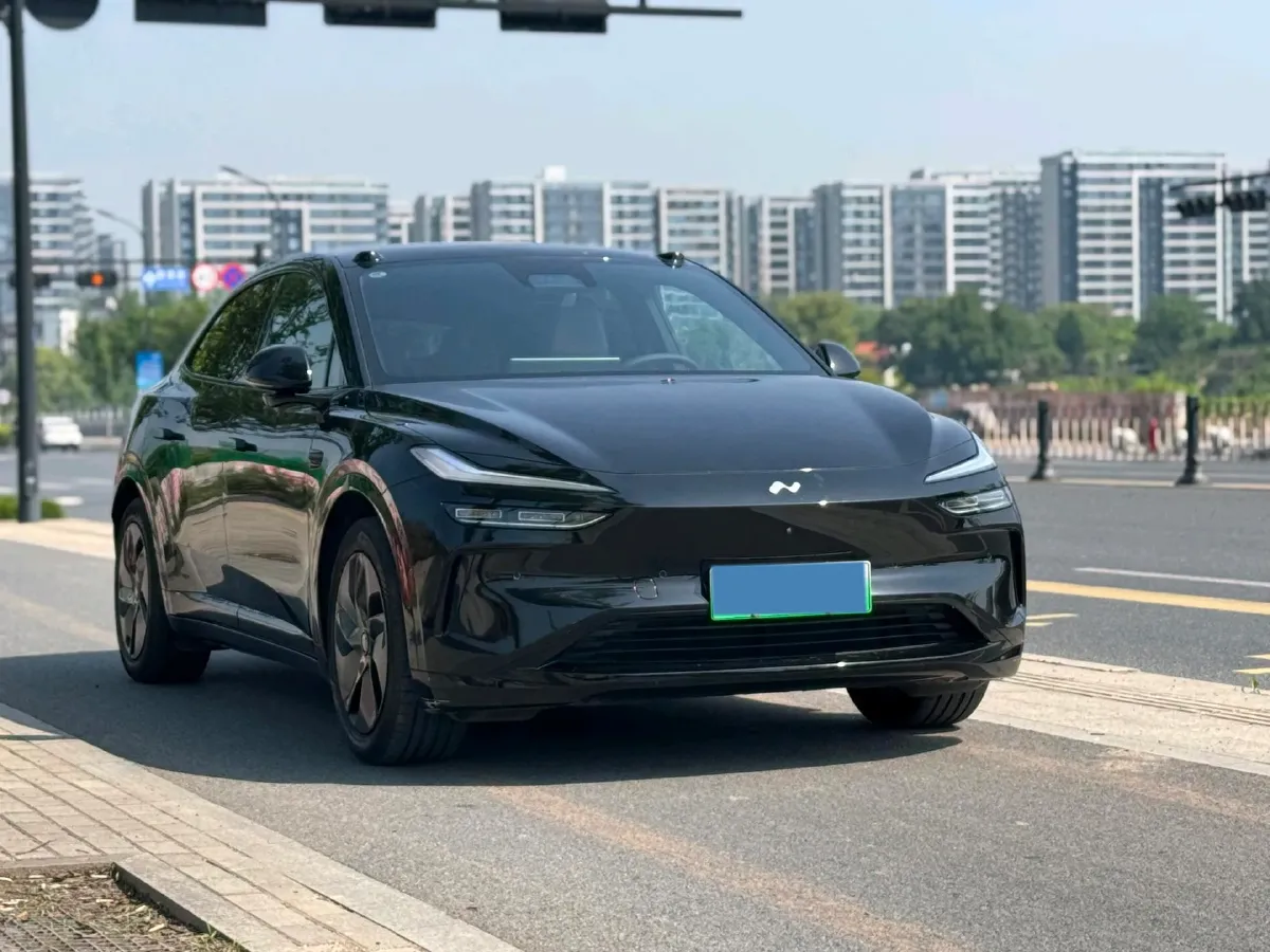 2024 ONVO L60 BEV 60KWH,autocango,china used car exporter,china ev exporter,chinese used car exporter,chinese used ev exporter