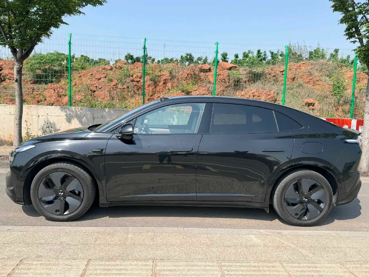 2024 ONVO L60 BEV 60KWH,autocango,china used car exporter,china ev exporter,chinese used car exporter,chinese used ev exporter