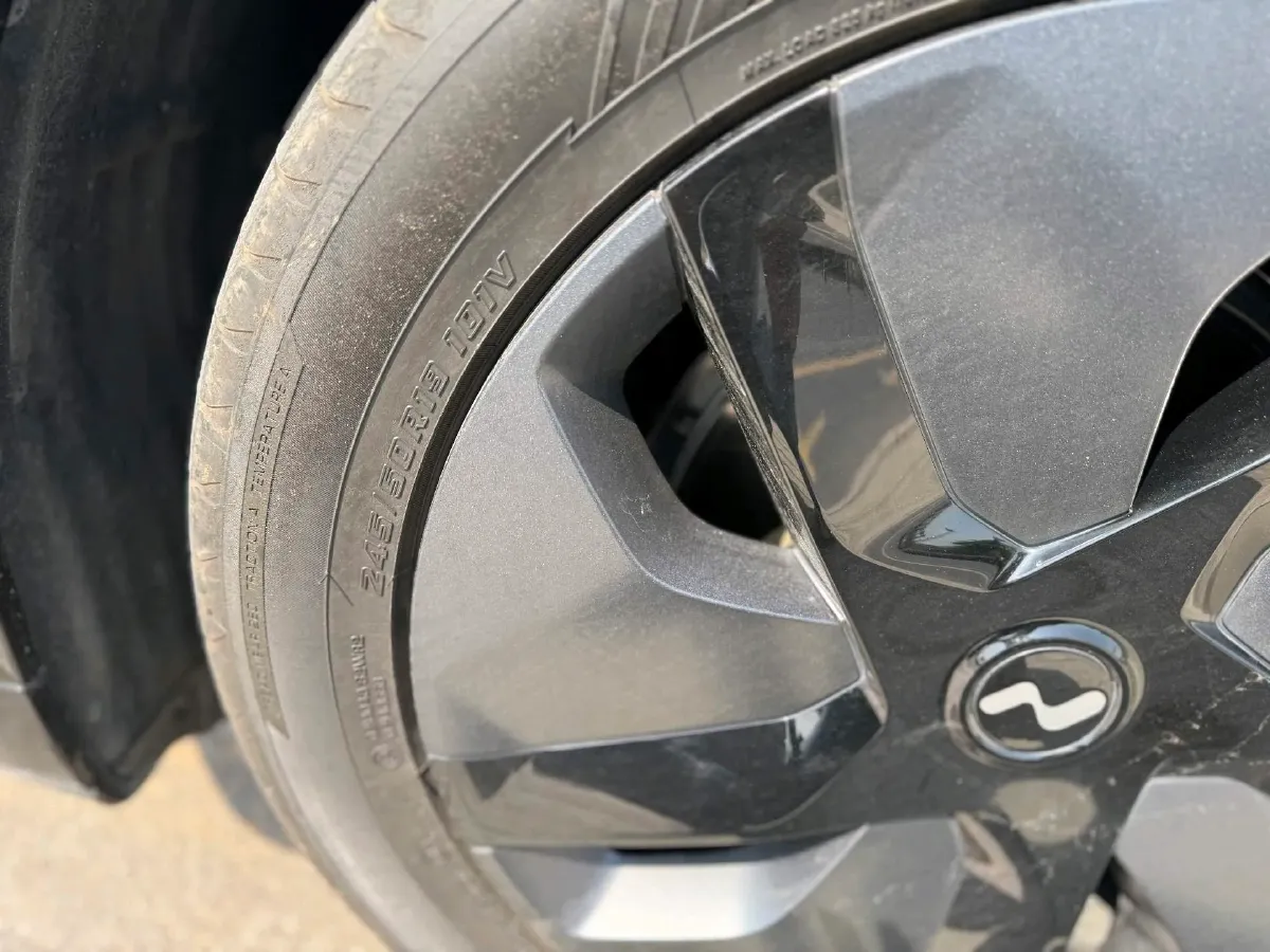 2024 ONVO L60 BEV 60KWH,autocango,china used car exporter,china ev exporter,chinese used car exporter,chinese used ev exporter