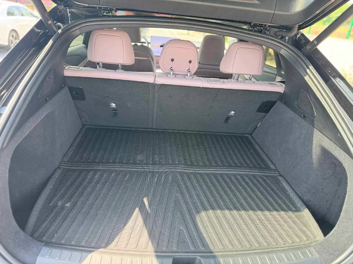 2024 ONVO L60 BEV 60KWH,autocango,china used car exporter,china ev exporter,chinese used car exporter,chinese used ev exporter