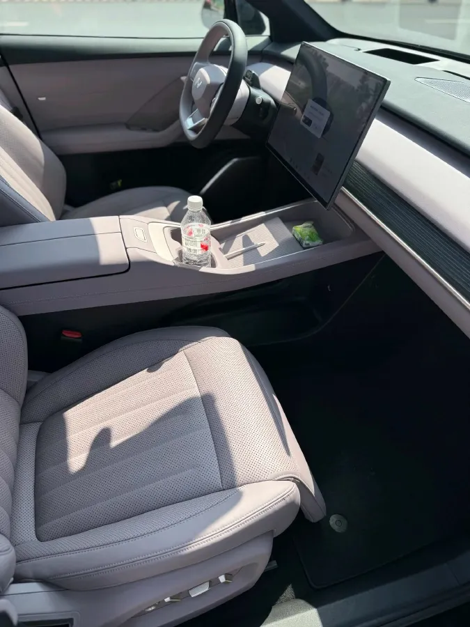 2024 ONVO L60 BEV 60KWH,autocango,china used car exporter,china ev exporter,chinese used car exporter,chinese used ev exporter