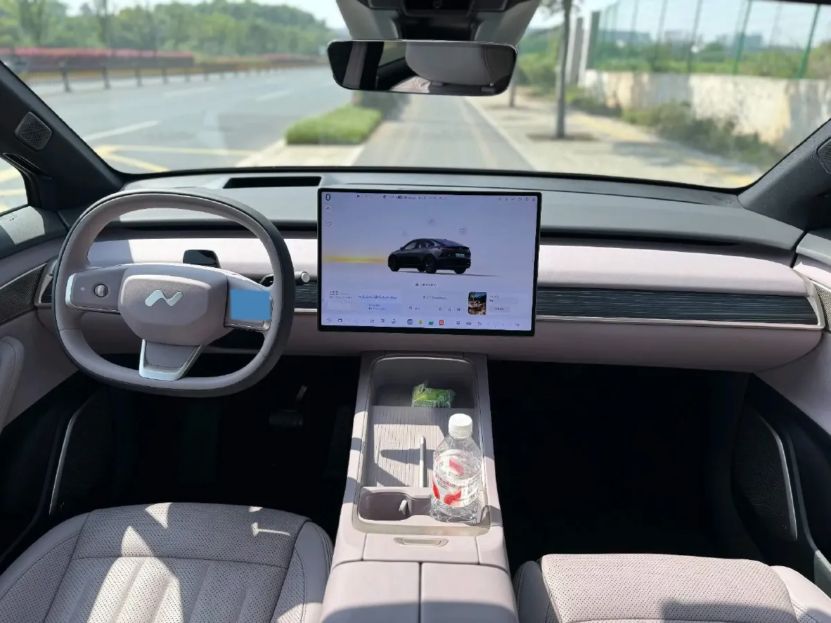 2024 ONVO L60 BEV 60KWH,autocango,china used car exporter,china ev exporter,chinese used car exporter,chinese used ev exporter