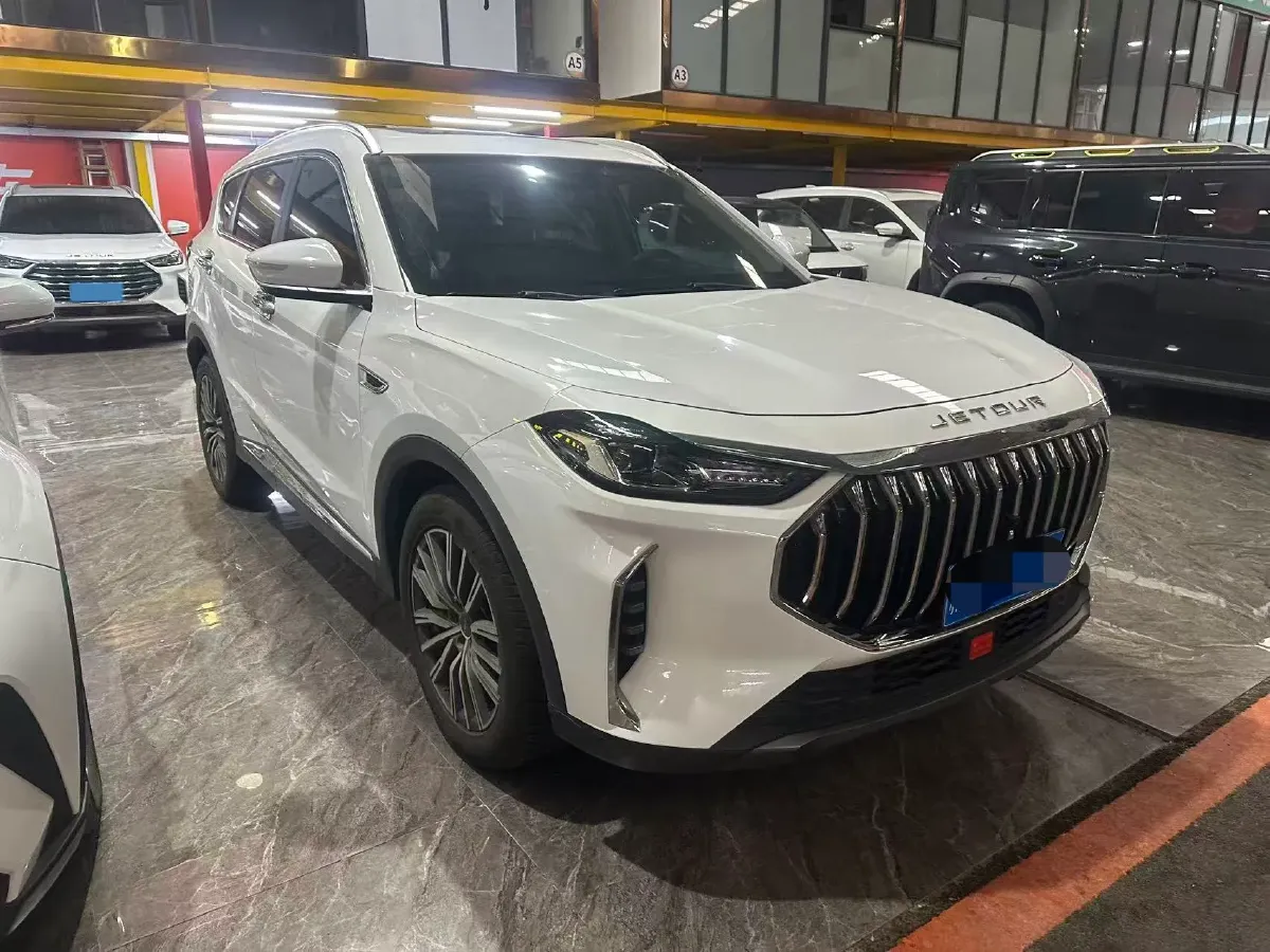 2023 ChangAn Oshan X7 Plus 1.5T 188HP L4 7DCT,autocango,china used car exporter,china ev exporter,chinese used car exporter,chinese used ev exporter