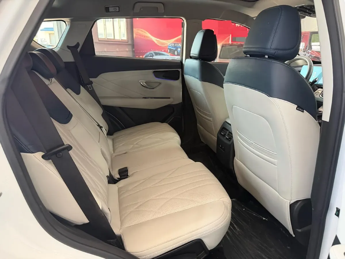 2025 Jetour ShanHai L7 1.5T 156HP L4 2DHT PHEV 19.43KWH,autocango,china used car exporter,china ev exporter,chinese used car exporter,chinese used ev exporter