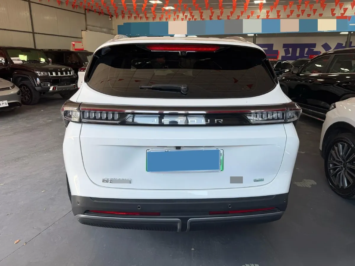 2025 Jetour ShanHai L7 1.5T 156HP L4 2DHT PHEV 19.43KWH,autocango,china used car exporter,china ev exporter,chinese used car exporter,chinese used ev exporter