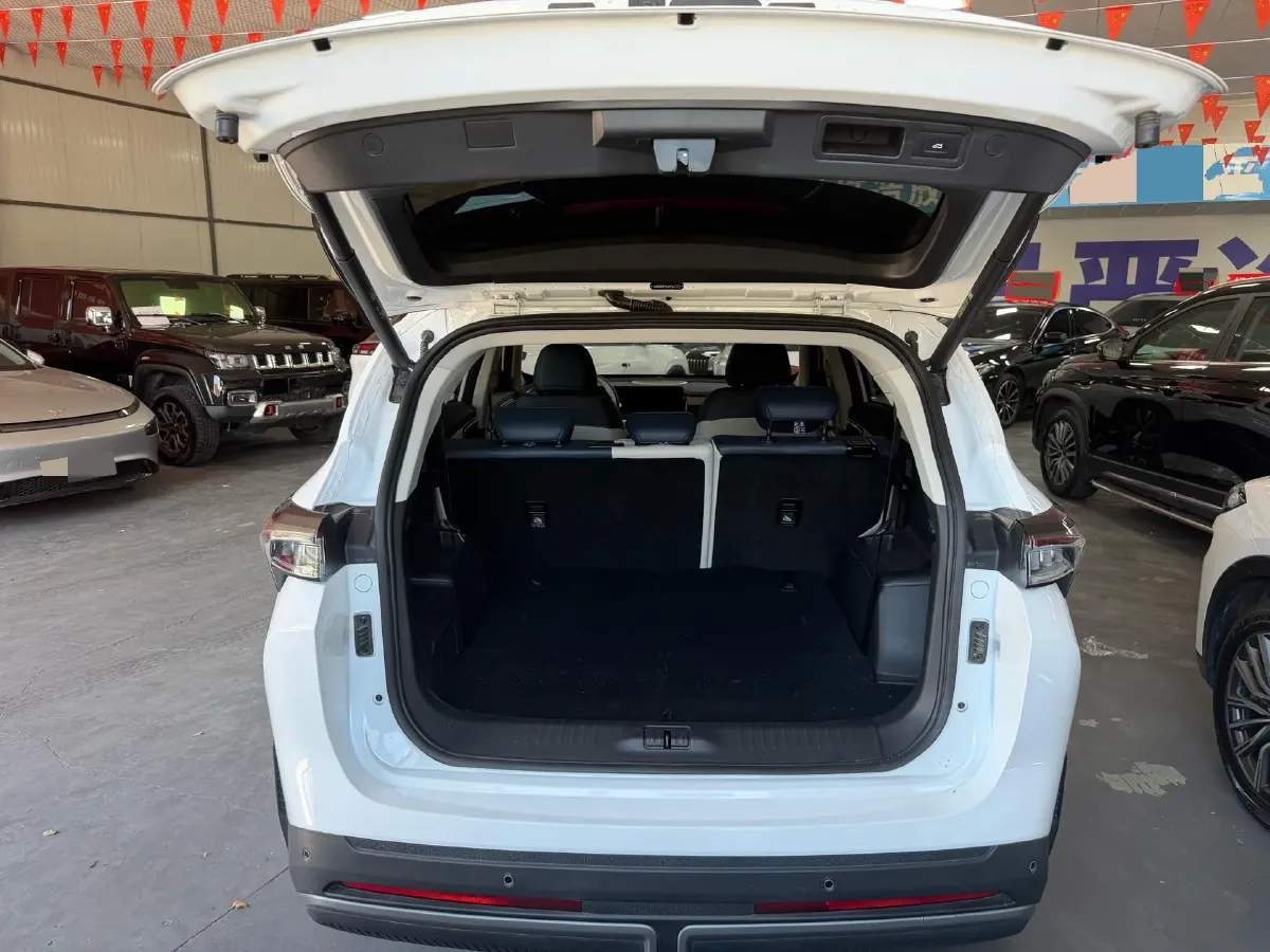 2025 Jetour ShanHai L7 1.5T 156HP L4 2DHT PHEV 19.43KWH,autocango,china used car exporter,china ev exporter,chinese used car exporter,chinese used ev exporter