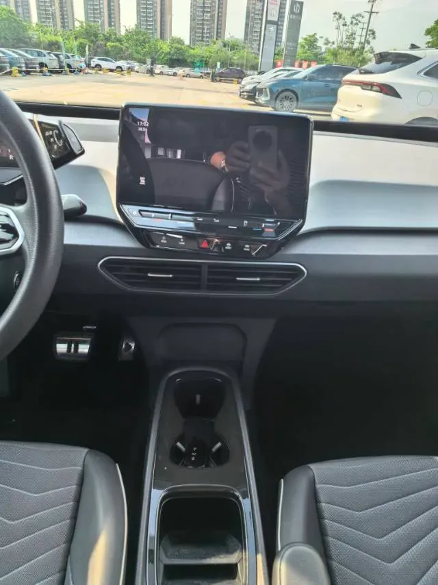 2022 Volkswagen ID.3 BEV 57.3KWH,autocango,china used car exporter,china ev exporter,chinese used car exporter,chinese used ev exporter