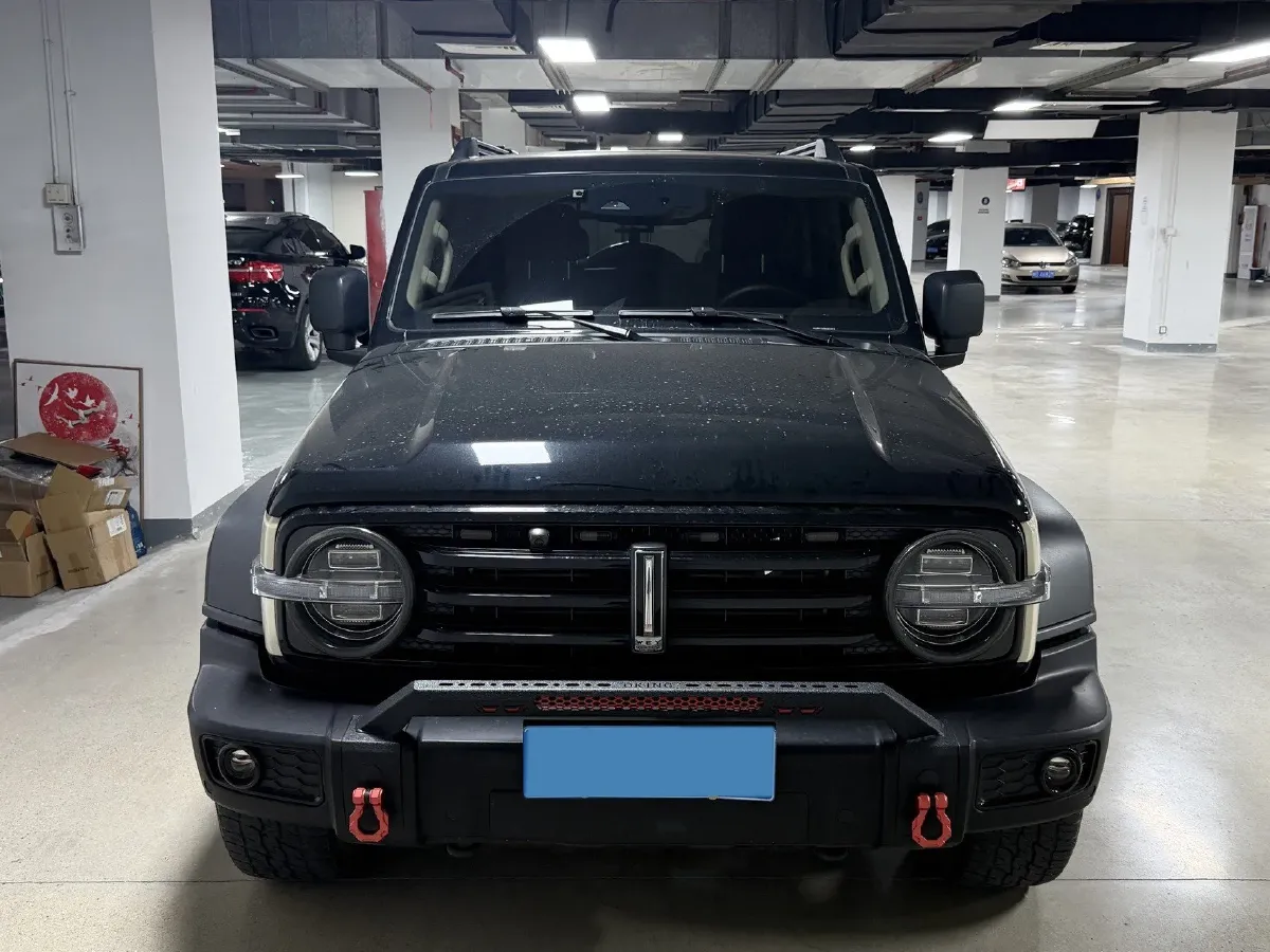2021 Tank 300 2.0T 227HP L4 8AT,autocango,china used car exporter,china ev exporter,chinese used car exporter,chinese used ev exporter