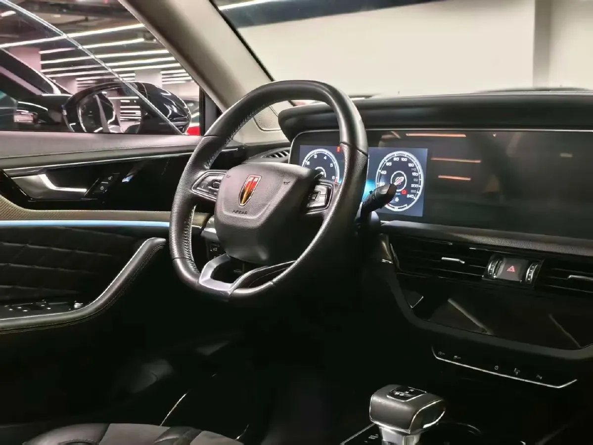 2022 HongQi HS5 2.0T 224HP L4 6AT,autocango,china used car exporter,china ev exporter,chinese used car exporter,chinese used ev exporter