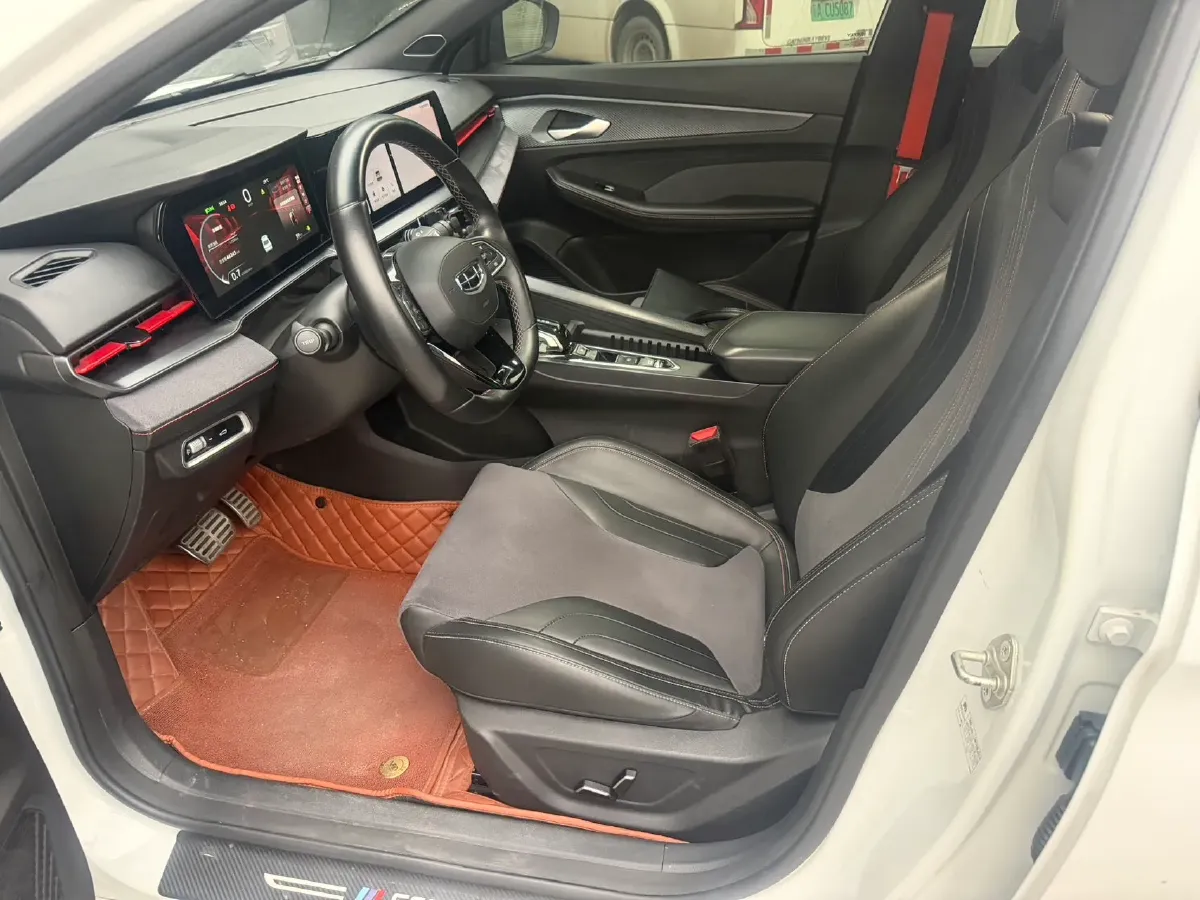 2022 Geely Binray 1.5T 181HP L4 7DCT,autocango,china used car exporter,china ev exporter,chinese used car exporter,chinese used ev exporter