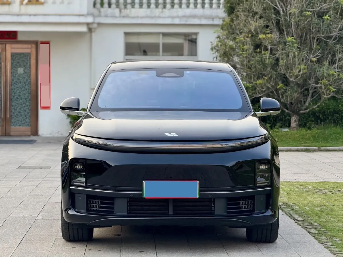 2024 Li L7 Range Extended 154HP REEV 42.8KWH,autocango,china used car exporter,china ev exporter,chinese used car exporter,chinese used ev exporter
