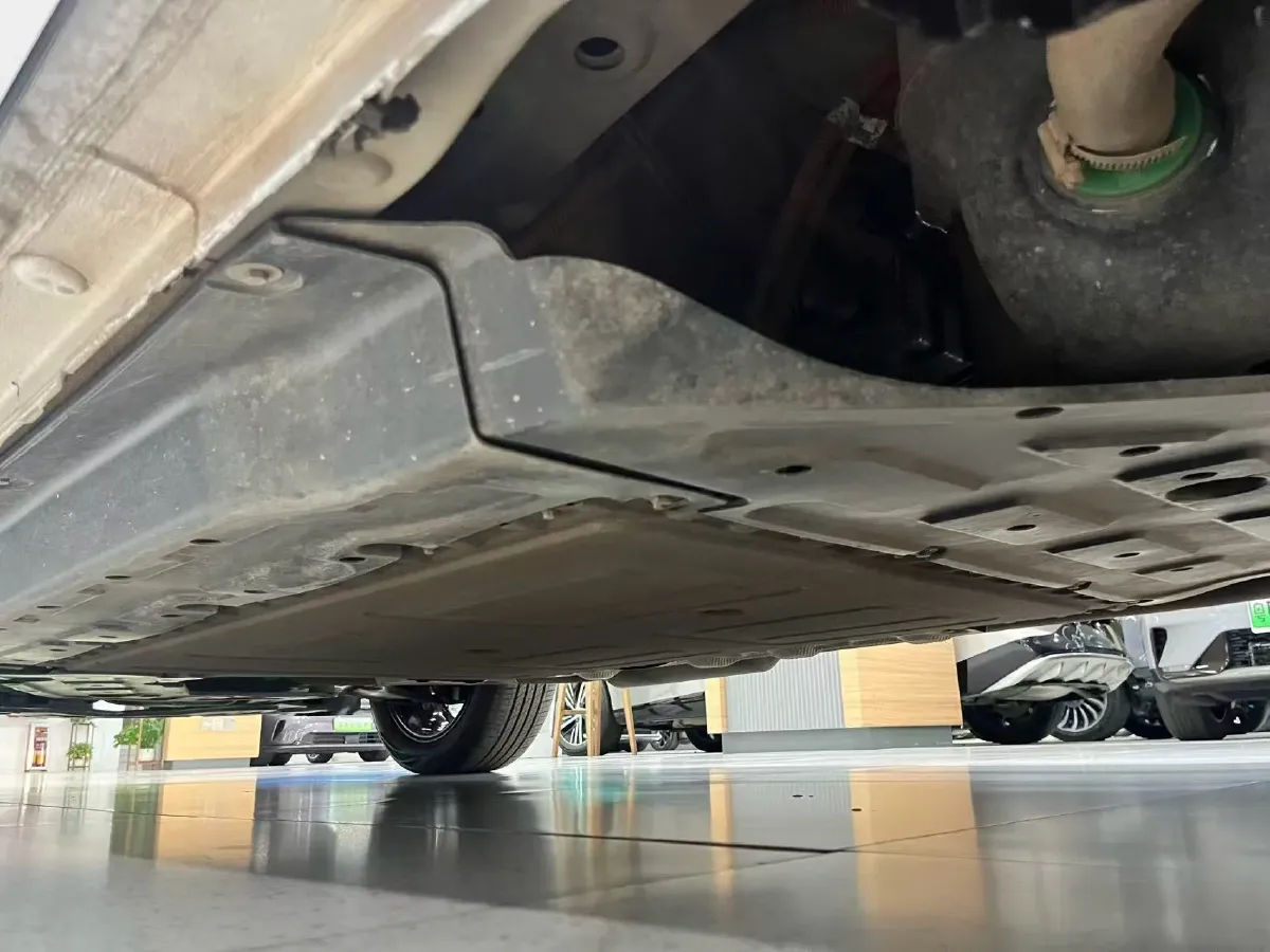 2024 ChangAn UNI-Z 1.5L 98HP L4 E-CVT PHEV 18.4KWH,autocango,china used car exporter,china ev exporter,chinese used car exporter,chinese used ev exporter