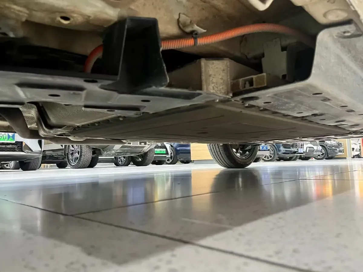 2024 ChangAn UNI-Z 1.5L 98HP L4 E-CVT PHEV 18.4KWH,autocango,china used car exporter,china ev exporter,chinese used car exporter,chinese used ev exporter